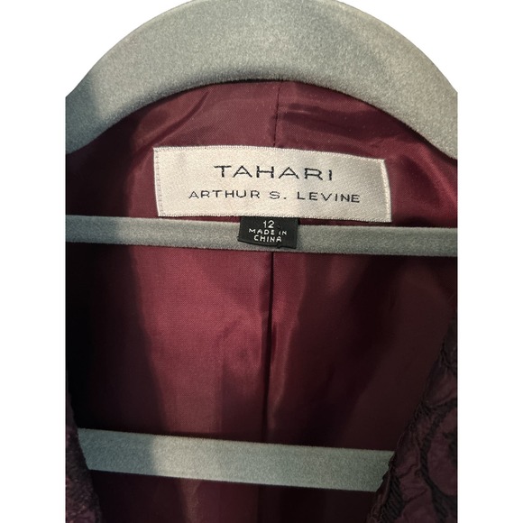 Tahari Arthur S Levine Plum Embellished Blazer Size 12 Work Business - Picture 2 of 6